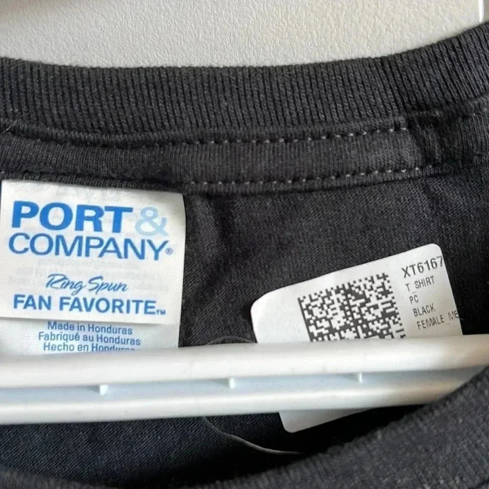 NWT Tshirt - Picture 3 of 3